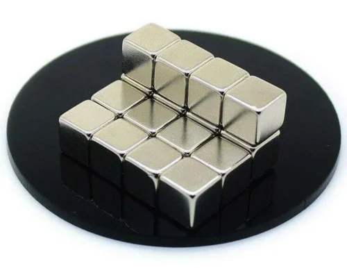 4 Pezzi Lotto Magneti Al Neodimio 10X10X10Mm Super Potente