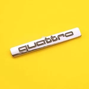 Adesivo per Auto 3D Sticker QUATTRO Simile per Audi Cromato A6 Q5 S per Tronic