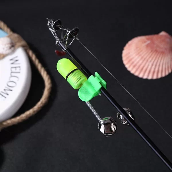 1 Pezzo LED Verde Canna da Pesca Campanellino Rumore Luminoso Doppio Allarme
