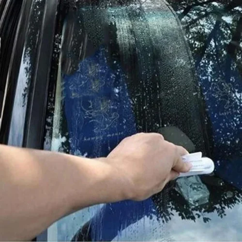 Strumento Pulizia Parabrezza Trattamento Idrofobico Acqua