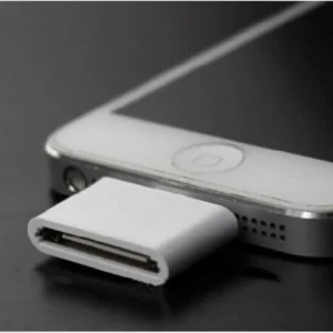 Adattatore 8 Pin a 30 Pin Per iPhone 5C 5 5S Se 6S 6 7 Plus