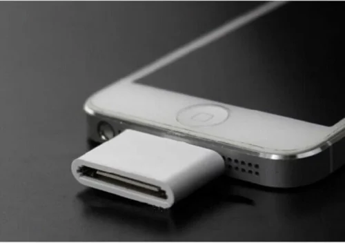 Adattatore 8 Pin a 30 Pin Per iPhone 5C 5 5S Se 6S 6 7 Plus