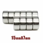 2 Pezzi Magneti Neodimio NdFeB N35 Misura 15x7mm Cilindro