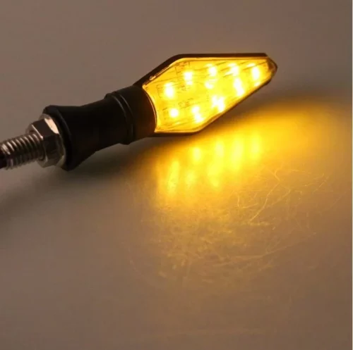 Set 2X Frecce Led Universale Indicatori Direzione Moto 12LED