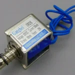 JF0826b Elettromagnete 12V DC solenoide JF-0826B 2A 20N
