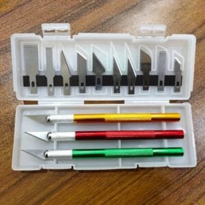 Set di 13 coltelli da scultura artigianali lega di alluminio incisioni manuali