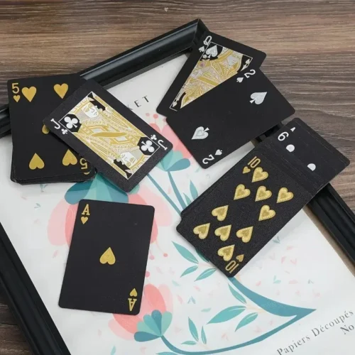 Carte da poker Plastica Colore nero oro gioco di carte francesi impermeabile