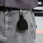 Borsa tracolla senza mani clip cintura zipper resistente portachiavi nero