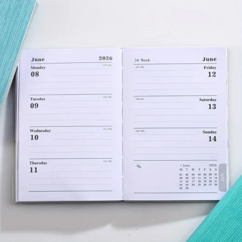 Agenda settimanale ROSSA A7 2026 64pagine pelle sintetica compatta inglese