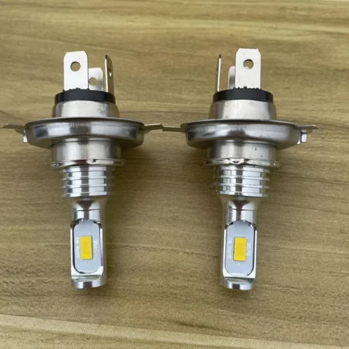 1pz LED H4 3030 12SMD Faro Alta Bassa Luce 6000K 12V-24V Auto Moto Camion