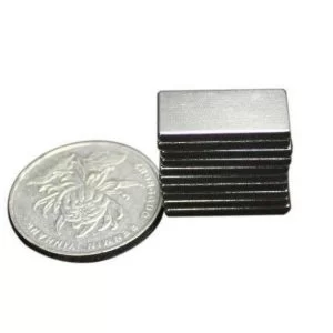 10 Pezzi Lotto Magneti Al Neodimio 20X10X2Mm Super Potenti Rettangolo N35 Ndfeb