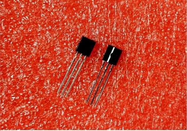 3 Pezzi Modulo Z0107Na To-92 Triac Z0107 Transistor Circuito Integrato Ic Chip