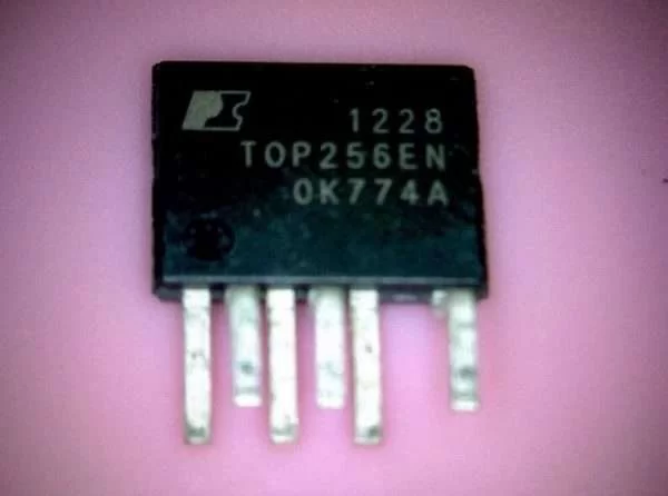 2 Pezzi Lotto Top256En Top256E Top256 Top256Eg Esip7 Lcd Chip Ic