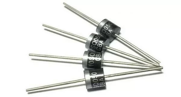 3 Pezzi 10Sq050 - Diodo Per Pannelli Solari 10A 50V Solar Panel Diode
